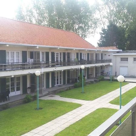 Spacieux Duplex Pres De La Mer 4 Chambres 2 Sdb De Haan Exterior photo